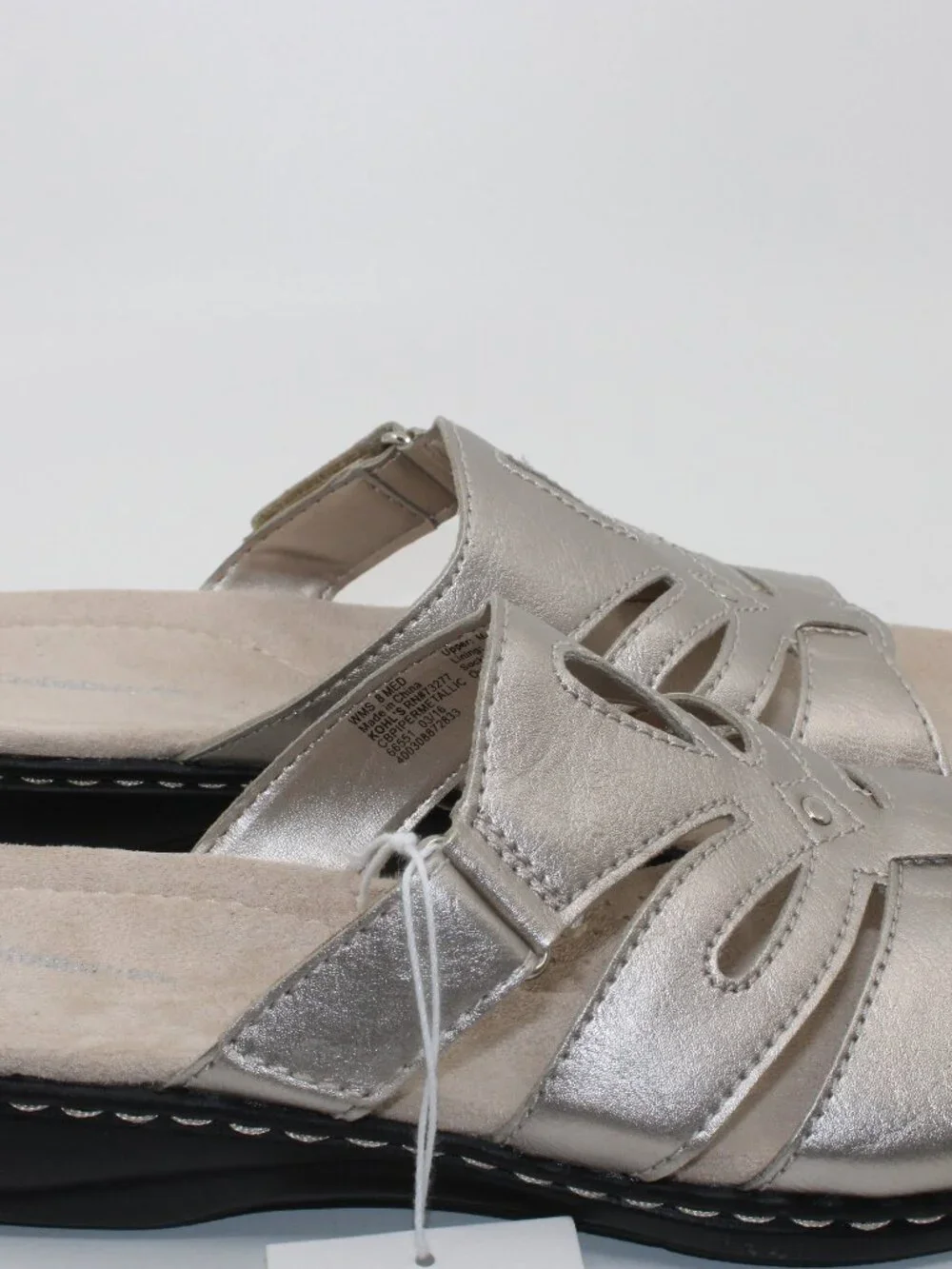 Croft &Barrow NWT Women Sandals Metallic Silver 8M Cushion Casual Hoop & L Wedge